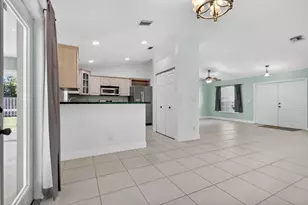 780 Orchid Dr, Royal Palm Beach, FL 33411 - Photo 4