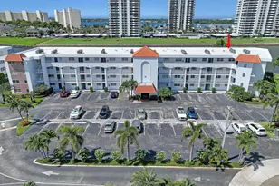 28 Yacht Club Dr, North Palm Beach, FL 33408 - Photo 22