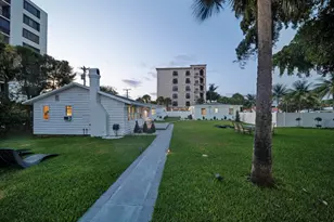 2317 N Ocean Blvd E, Fort Lauderdale, FL 33305 - Photo 10