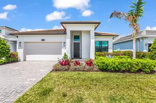 9114 SW Arco Wy, Port Saint Lucie, FL 34987 - Photo 2