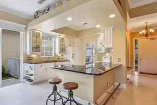 8292 Dominica Pl, Wellington, FL 33414 - Photo 10
