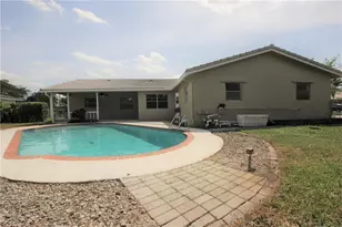 1122 NW 82nd Ave, Coral Springs, FL 33071 - Photo 22