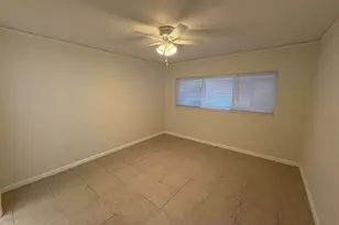 265 SW 7th St, Boca Raton, FL 33432 - Photo 8