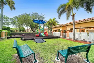 2280 Anchor Ct, Dania Beach, FL 33312 - Photo 22