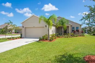 1490 Carriage Ct, Vero Beach, FL 32966 - Photo 2
