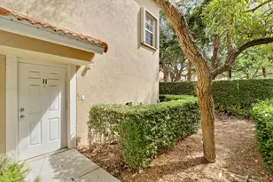 104 Lighthouse Cir, Tequesta, FL 33469 - Photo 2