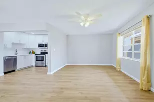 801 Flanders Q, Delray Beach, FL 33484 - Photo 8