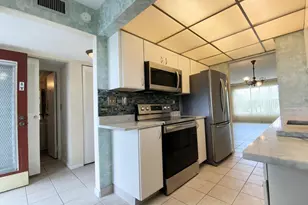 8105 NW 61st St, Tamarac, FL 33321 - Photo 2
