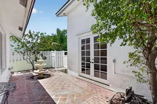 8725 Banyan Ct, Tamarac, FL 33321 - Photo 34