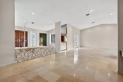 8725 Banyan Court, Tamarac, FL 33321 - Photo 28