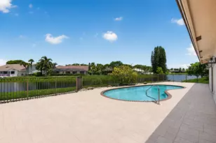 8725 Banyan Ct, Tamarac, FL 33321 - Photo 4