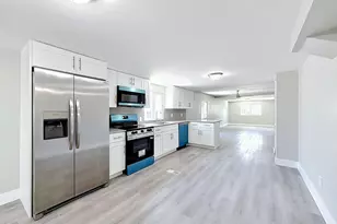 2611 E Marina Dr, Dania Beach, FL 33312 - Photo 4