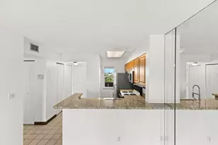 2106 S Cypress Bend Dr, Pompano Beach, FL 33069 - Photo 8