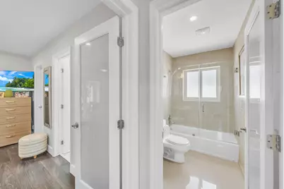 3291-3293 NE 18th Terrace #1-2, Oakland Park, FL 33306 - Photo 14