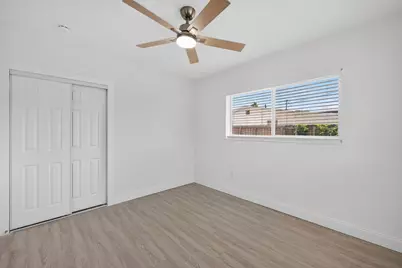 4807 NE 18th Avenue, Oakland Park, FL 33334 - Photo 18