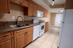 3177 Coral Springs Dr, Coral Springs, FL 33065 - Photo 6