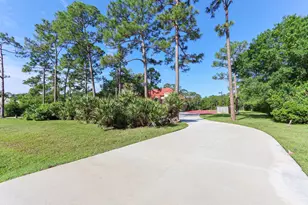 7868 Saddlebrook Dr, Port Saint Lucie, FL 34986 - Photo 6