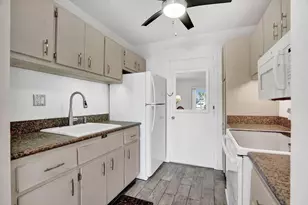 1475 SE 15th St, Fort Lauderdale, FL 33316 - Photo 10