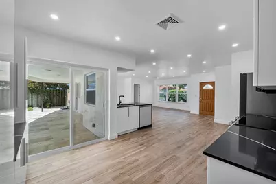 400 SW 9th Avenue, Boca Raton, FL 33486 - Photo 12