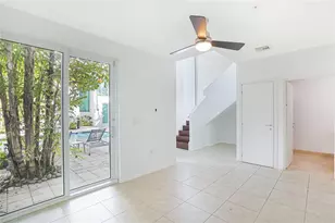 741 NE 4th Ave, Fort Lauderdale, FL 33304 - Photo 8