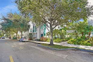 741 NE 4th Ave, Fort Lauderdale, FL 33304 - Photo 32