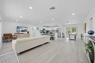 421 SW 18th St, Pompano Beach, FL 33060 - Photo 6