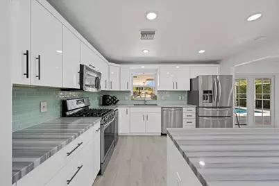 421 SW 18th Street, Pompano Beach, FL 33060 - Photo 14