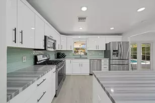 421 SW 18th St, Pompano Beach, FL 33060 - Photo 14