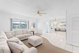 581 Blue Heron Dr, Hallandale Beach, FL 33009 - Photo 14