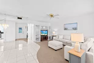 581 Blue Heron Dr, Hallandale Beach, FL 33009 - Photo 12