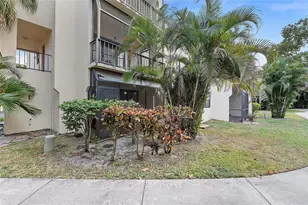 301 N Pine Island Rd, Plantation, FL 33324 - Photo 12