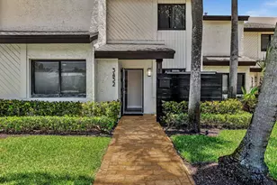 3432 NE 16th Ave, Oakland Park, FL 33334 - Photo 6
