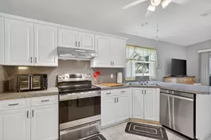 6656 Picante Cir, Fort Pierce, FL 34951 - Photo 14