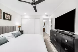 92 Valencia Dr, Delray Beach, FL 33446 - Photo 14