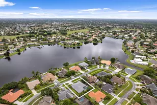 1931 Staimford Cir, Wellington, FL 33414 - Photo 42