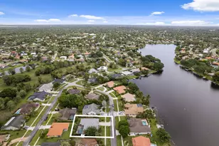 1931 Staimford Cir, Wellington, FL 33414 - Photo 46