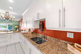 1118 Lake Terrace, Boynton Beach, FL 33426 - Photo 4