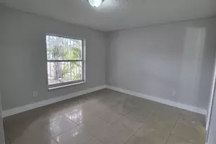 18050 NW 41st Pl, Miami Gardens, FL 33055 - Photo 6