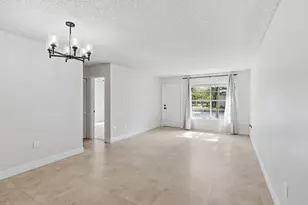 2260 Plum Ct, Pembroke Pines, FL 33026 - Photo 16