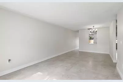 2260 Plum Court, Pembroke Pines, FL 33026 - Photo 6