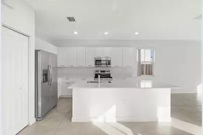 2441 NW 131st Circle #2441, Miami, FL 33167 - Photo 6