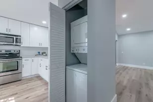 1579 Springside Dr, Weston, FL 33326 - Photo 10