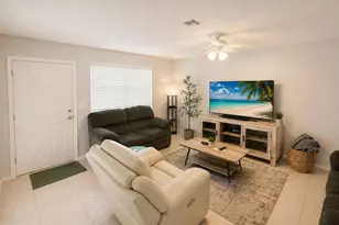9262 Green Meadows Way, Palm Beach Gardens, FL 33418 - Photo 2