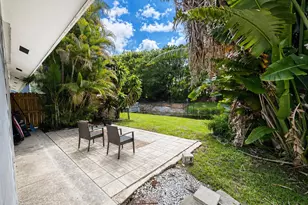 9262 Green Meadows Way, Palm Beach Gardens, FL 33418 - Photo 16