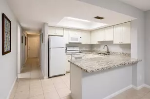 9262 Green Meadows Way, Palm Beach Gardens, FL 33418 - Photo 4