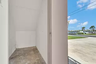 1819 Melaleuca Dr, Fort Pierce, FL 34949 - Photo 74