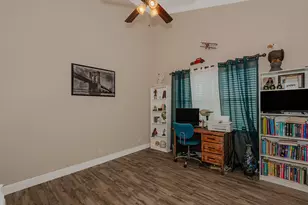 1091 NW 162nd Ave, Pembroke Pines, FL 33028 - Photo 22