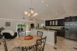 1091 NW 162nd Ave, Pembroke Pines, FL 33028 - Photo 16