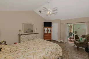 1091 NW 162nd Ave, Pembroke Pines, FL 33028 - Photo 30