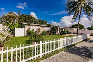 4241 NE 1st Terrace, Pompano Beach, FL 33064 - Photo 2